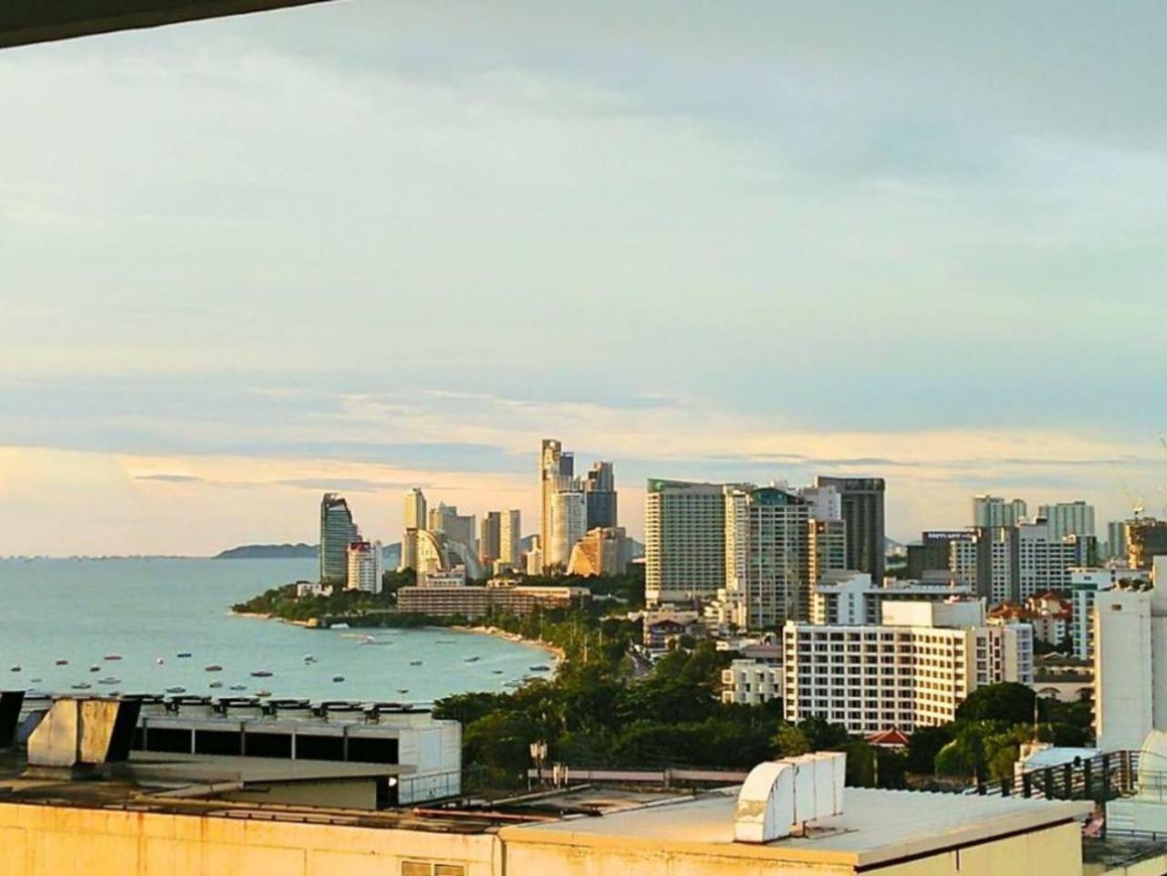 View Talay 6, 2 Bedrooms, Pattaya City Centre, Beach Road エクステリア 写真