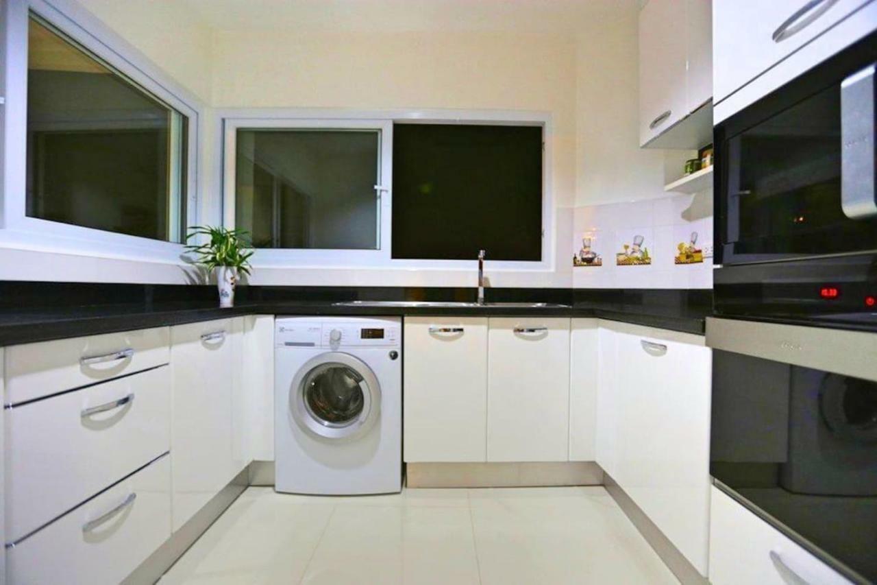 View Talay 6, 2 Bedrooms, Pattaya City Centre, Beach Road エクステリア 写真